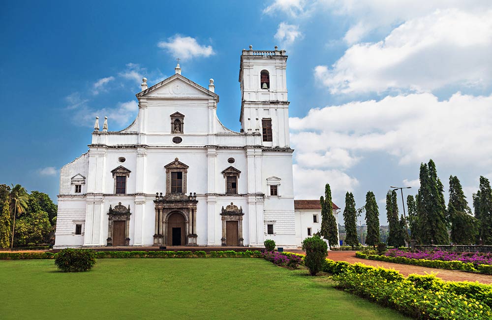 places to visit in goa cathedral
