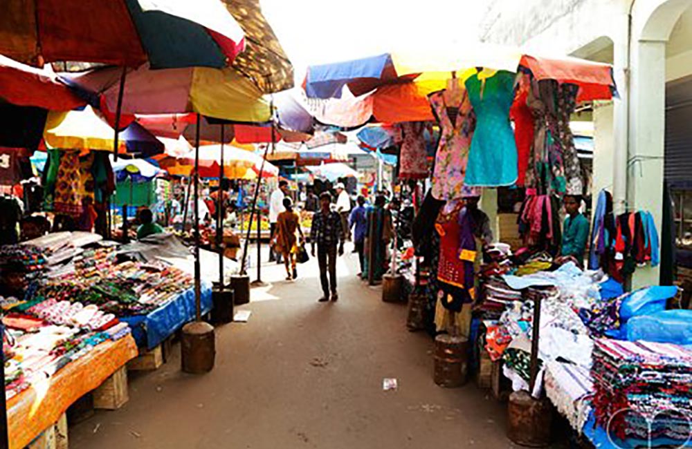 Mapusa Friday Market for Shopping, Goa
