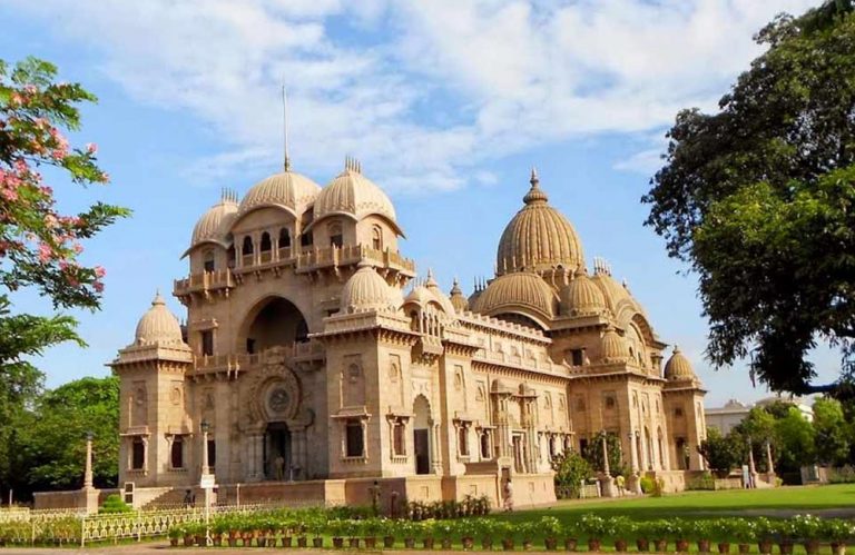 Top 12 Must Visit Temples in Kolkata : Location, Timings