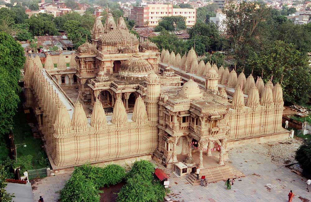 Hutheesing Jain Temple | Among the Best Tourist Places in Ahmendabad