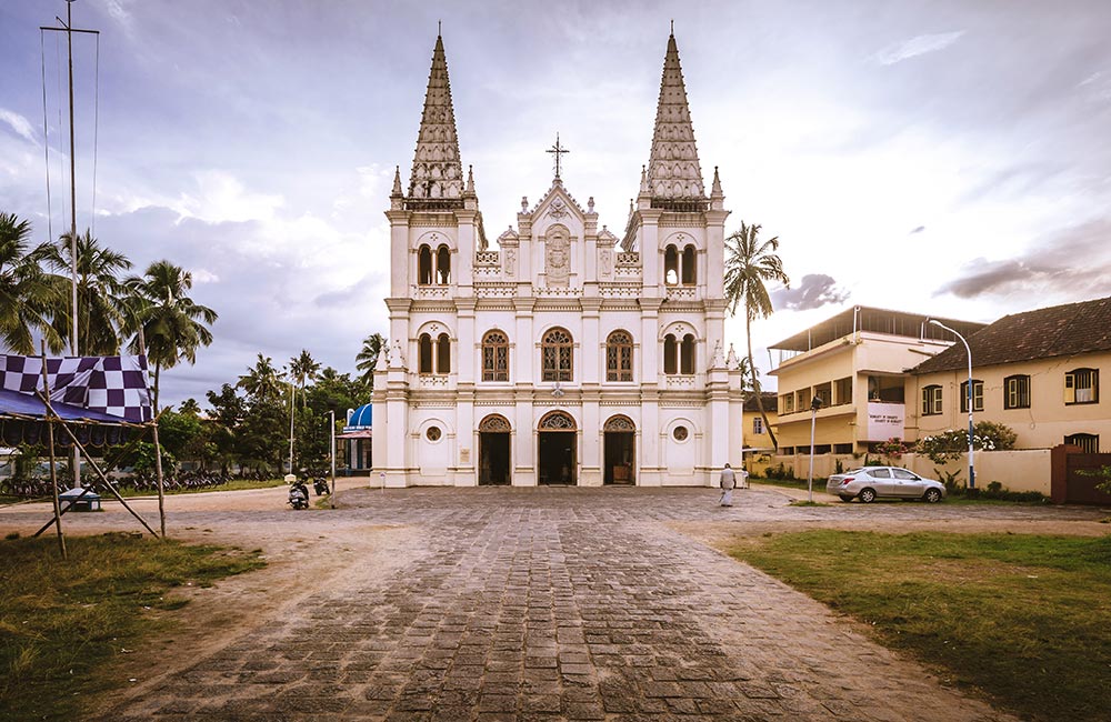 Santa Cruz Basilica | 2 days itinerary Kochi