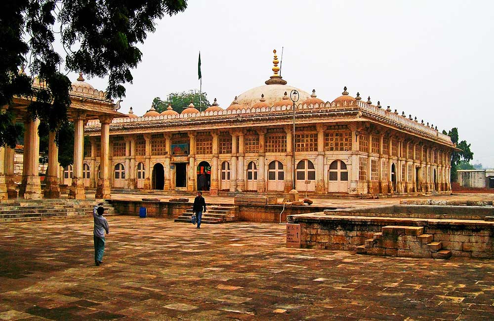 Sarkhej Roza | Among the Best Tourist Places in Ahmendabad