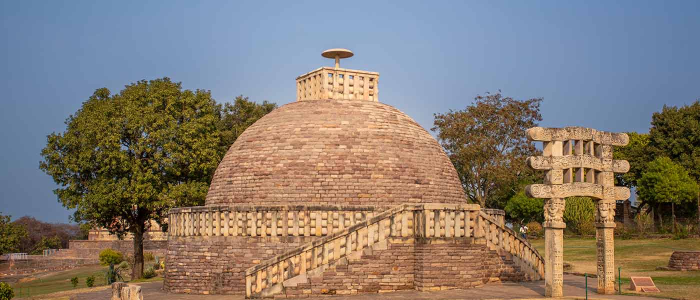 Sanchi and a soiree with stone - travel, travails and heck...