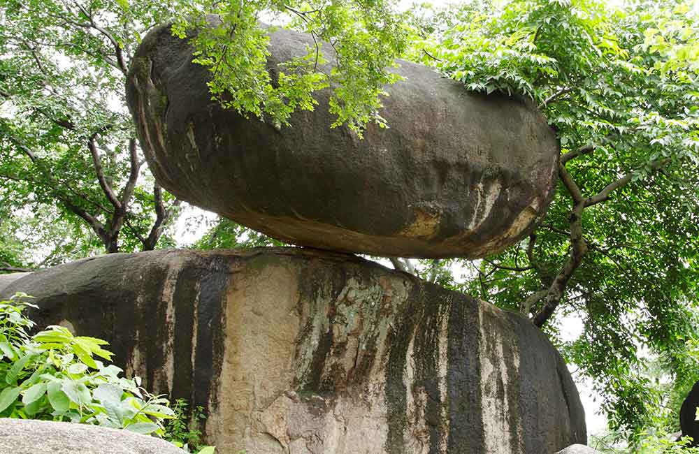 Balancing Rock, Jabalpur