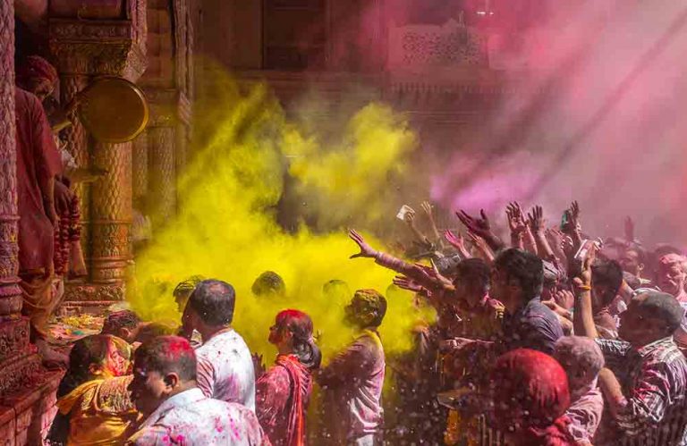 35 Places to Visit in March in India (2023): Things to Do