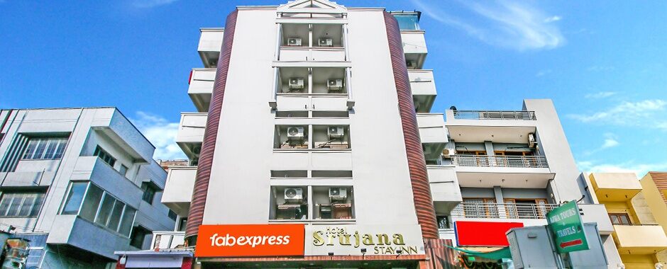 FabExpress Srujana Inn, Nampally | #10 of 10 Top Budget Hotels in Hyderabad