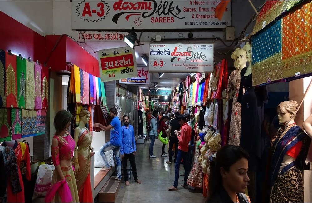 Find NET ka lehenga by Shri Ram textile agency near me | Surat Textile  Market, Surat, Gujarat | Anar B2B Business App
